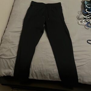 Black Under Armor joggers